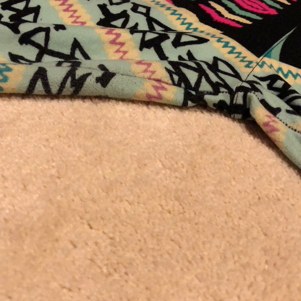 LuLa Roe TC - Picture 7 of 7